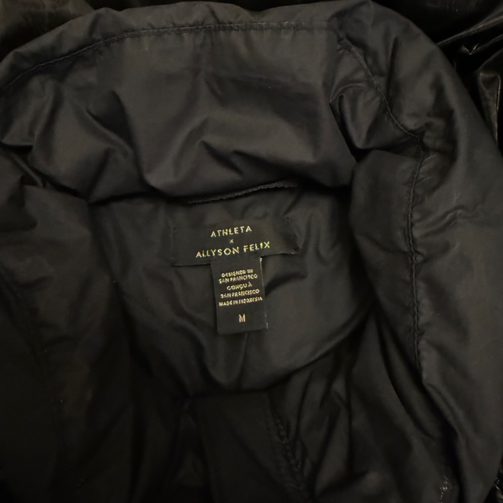 Athleta X Allyson Felix Womens Black Down LEGEND DOWNTOWN METALLIC JACKET Medium - Picture 6 of 15